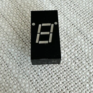 TEXAS INSTRUMENTS TI TIL312 7 SEGMENT LED DISPLAY - USA SELLER - Authentic - Picture 1 of 3