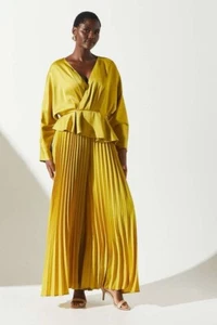 Coast Crepe Pleated Wide Leg Jumpsuit in Chartreuse UK Size 14 BNWT RRP £129 - Picture 1 of 11
