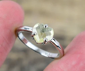 Heart Lemon Quartz Ring 925 Sterling Silver Ring For Women Bridal Gift Dainty - Picture 1 of 2