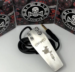 INKgrafiX + Skull DNA - EDEL Profi Fußschalter mit Lasergravur -Tattoo Studio DE - Bild 1 von 10