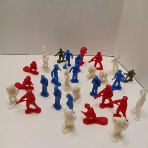 Juego de figuras de acción de plástico de 29 piezas para bomberos - Imagen 1 de 6