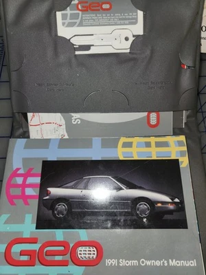 Chevrolet GEO Storm 1991 manual del propietario + estuche y suplementos Foto 1 de 2