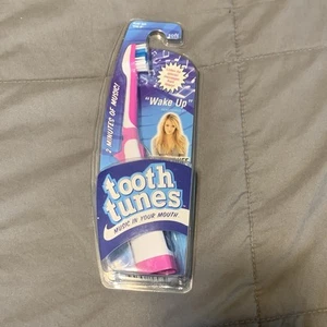 Tooth Tunes Battery Powered Toothbrush - Hilary Duff "Wake Up" - Picture 1 of 6