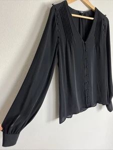 PAIGE Gr. M 100% Seide Aurinda Bluse Biesen V-Ausschnitt bedeckt Knöpfe schwarz neuwertig - Bild 1 von 9