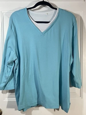 AVENUE 女式大码蓝色双层 V 领长袖 T 恤 — 第 1/4 张图片