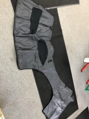 Tapete de trabalho para-choque/para-choque lateral para motorista Jaguar XK - Imagem 1 de 4