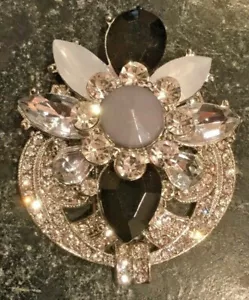"Pieza deslumbrante para hacer joyas diamantes de imitación Clr, negro, gris 1 13/16"" x 1 1/2" - Imagen 1 de 6