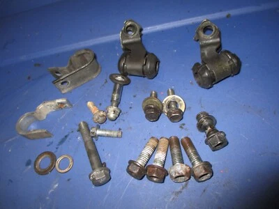 Honda CBR 900 RR 1998 1999 CBR900RR 900RR CBR900 pinza de freno pernos soporte  Foto 1 de 4