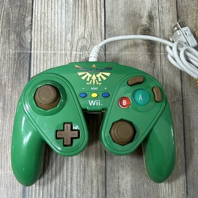 Green Link/Zelda PDP Nintendo Gamecube Style Controller for Wii - Untested - Image 1 of 4