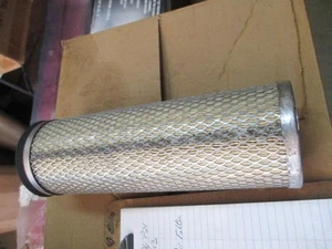 NOS Donaldson Company Air Filter P13-3702 / 3431012046032 - Imagen 1 de 9