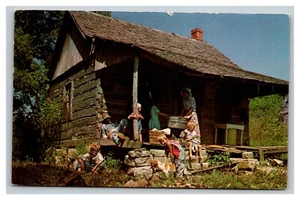 Cartolina d'epoca anni '60 famiglia Hillbilly nella lavanderia Ozarks sul portico MO - Foto 1 di 2