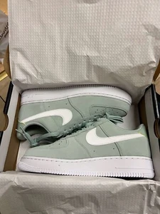 BNIB Women’s Nike Air Force 1 '07 Low UK Size 7.5 - Pistachio First White - Picture 1 of 8