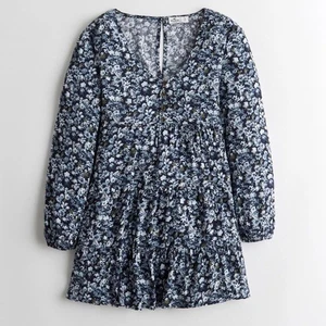 Mini Vestido Babydoll Hollister Azul Marino y Blanco Floral Manga Larga Talla Grande - Imagen 1 de 5