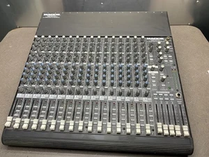 Mackie 1604-VLZ PRO 16 Channel Mic Line Mixer - Picture 1 of 7