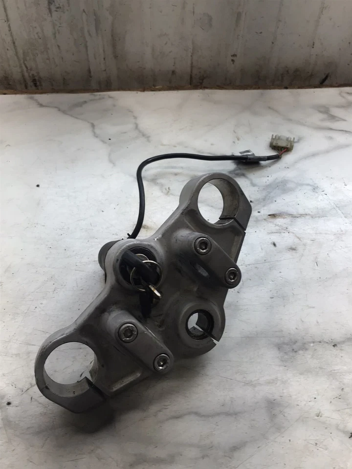 03 BMW F650 F 650 CS F650CS Superior Superior Triple Árbol Interruptor de Arranque Llave  Foto 1 de 4