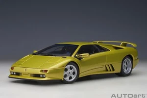 1993 LAMBORGHINI DIABLO SE30 METALLIC YELLOW 1:18 COMPOSITE by AUTOart 79157 NEW - Picture 1 of 20
