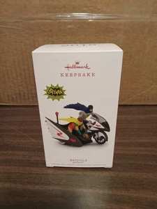 2018 Hallmark Andenken Batman & Robin Batcycle Weihnachtsschmuck - Bild 1 von 3
