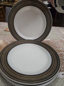 4 Vintage Pyrex Corning #357 Terra Braun 9,25 Zoll Essteller  - Bild 1 von 4