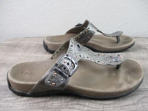 Toas Sandal Womens 10 Grey Pewter Thong Strap Studded Boho Comfort Shoe - Picture 1 of 13