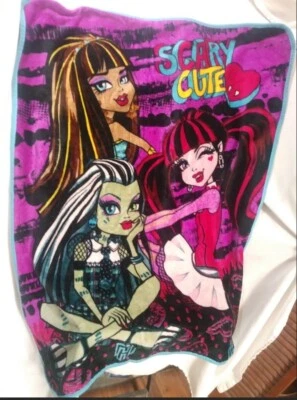 Monster High 2015 Scary Linda manta polar Cleo Frankie Stein Draculaura Foto 1 de 4
