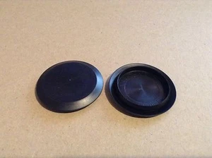 Paquete de 10 tapones de cuerpo de plástico negro de 1/2" 0,5 pulgadas de montaje al ras y lámina de orificio metálico - Imagen 1 de 2