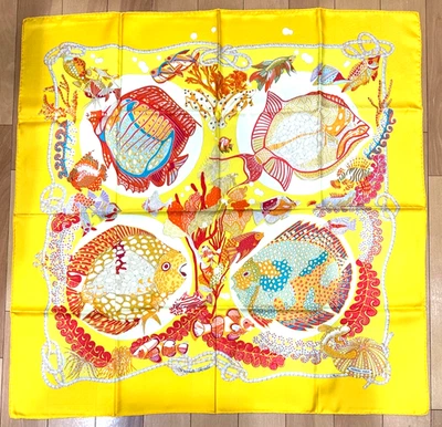 ¡SIN USAR! Bufanda HERMES Grand Fonds 100 % seda Carre 90 amarillo multicolor #7044 Foto 1 de 4