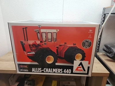 Ertl Allis Chalmers 440 1/16 Scale Tractor - Beige/Black/Orange (16432) - Image 1 of 4
