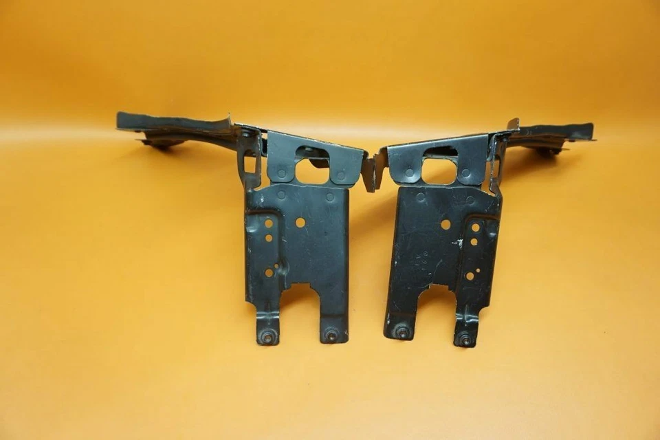 MERCEDES BENZ E500 SUPPORT BRACKET LEFT&RIGHT 2003 2004 2005 2006 2007 2008 2009 - Image 1 of 4