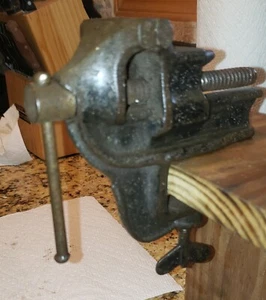JEWELER'S / Gunsmith VISE 2" Jaws, anvil , pipe jaws, nice! Selling several! - Picture 1 of 17