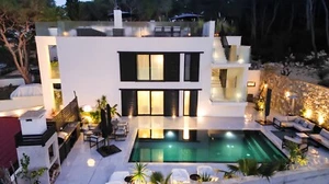 Neue Villa "Insula Mea" ⭐⭐⭐⭐⭐Tkon Kroatien zu vermieten von PRIVAT - Bild 1 von 22
