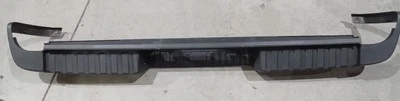 2015-2019 GMC Sierra Silverado 2500 3500 SRW Rear Bumper Center Step Pad 8407828 - Image 1 of 4