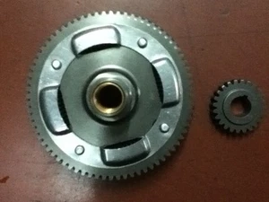 CAMPANA EMBRAGUE VESPA TODOS LOS TIPOS CON PARASTRAPPI Z 24 61 DIENTES - Imagen 1 de 1