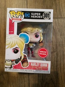 Funko Pop! Heroes: DC Super Heroes Harley Quinn 301 GameStop exclusivo - Imagen 1 de 6