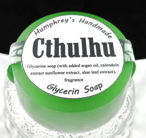 CTHULHU Glycerinseife Ozeanzitrus & weiche Hölzer, Unisex Horror Strumpf Stuffers - Bild 1 von 6