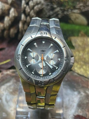 Vintage Men’s Silver Tone Fossil Blue Chrono Quartz Watch. Runs Great - Image 1 of 4