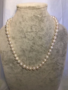 Herrliche echte Perlenkette Zuchtperlen Brillantweiß 9-10 mm - Bild 1 von 8
