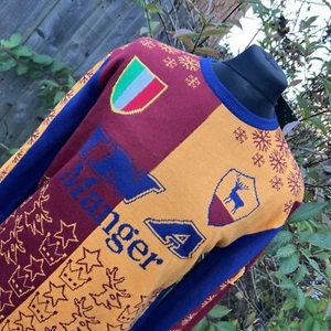 Klassische Fußballtrikots in einer Krippe Totti Weihnachtspullover Neuheit neu mit Etikett S - Bild 1 von 21