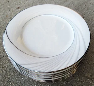 8 platos de postre Noritake Sterling Tide Bread 7740 banda de platino 6 3/8" - Imagen 1 de 4