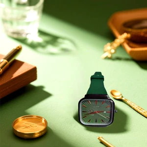 Ladies' Cute Quartz Watch Black Leather Watch Simulation Watch Small Dial - Picture 1 of 6
