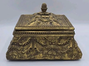 Gold vergoldete verzierte Schatulle mit Deckel Jugendstil 8"x8"x 5" - Bild 1 von 7