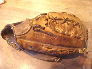 Wilson "The A2000" Baseball Glove RHT Pro Model Made in USA - Picture 1 of 16