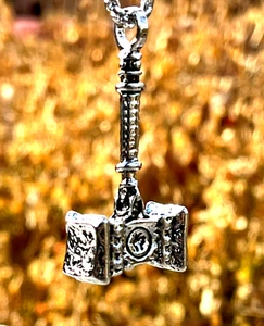 Collar Mjolnir Thor Hammer Mitología Nórdica Dios del Relámpago Aleación de Acero Unisex - Imagen 1 de 6