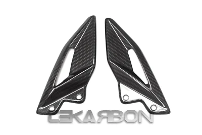 Placas de salto de fibra de carbono Triumph Street Triple 765 RS 2017 - 2019 - Imagem 1 de 4