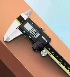 Mitutoyo Japan 500-197-30 200mm/8" Absolute Digital Digimatic Vernier Caliper - Picture 1 of 8