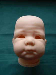 REBORN DOLL KIT, HANNAH BY ELLY KNOOPS,VINYL DOLL KIT