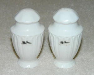 Oleg Cassini French Country White Porcelain Designer S&P Shakers - Picture 1 of 6