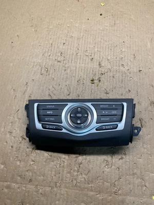 Nissan Murano AM FM 2009-2014 radio CD panel de control t1510 DG Foto 1 de 4
