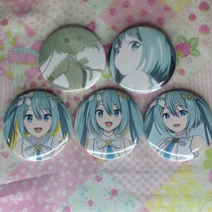 ¡Escenario colorido! La película: A Miku Who Can't Sing Hatsune Miku 5 piezas prendedor insignias - Imagen 1 de 2