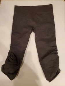 Ivivva Fitness Active Yoga Crop Leggings Sz 8 Dark Gray - Picture 1 of 2