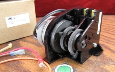 Eagle Signal 5 min Timer TM2A610 Danaher Controls - NIB - Image 1 of 4